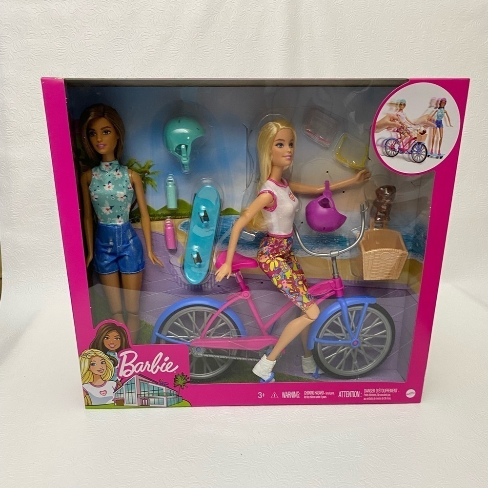 Barbie Outdoor Bike Play set Bundle. New